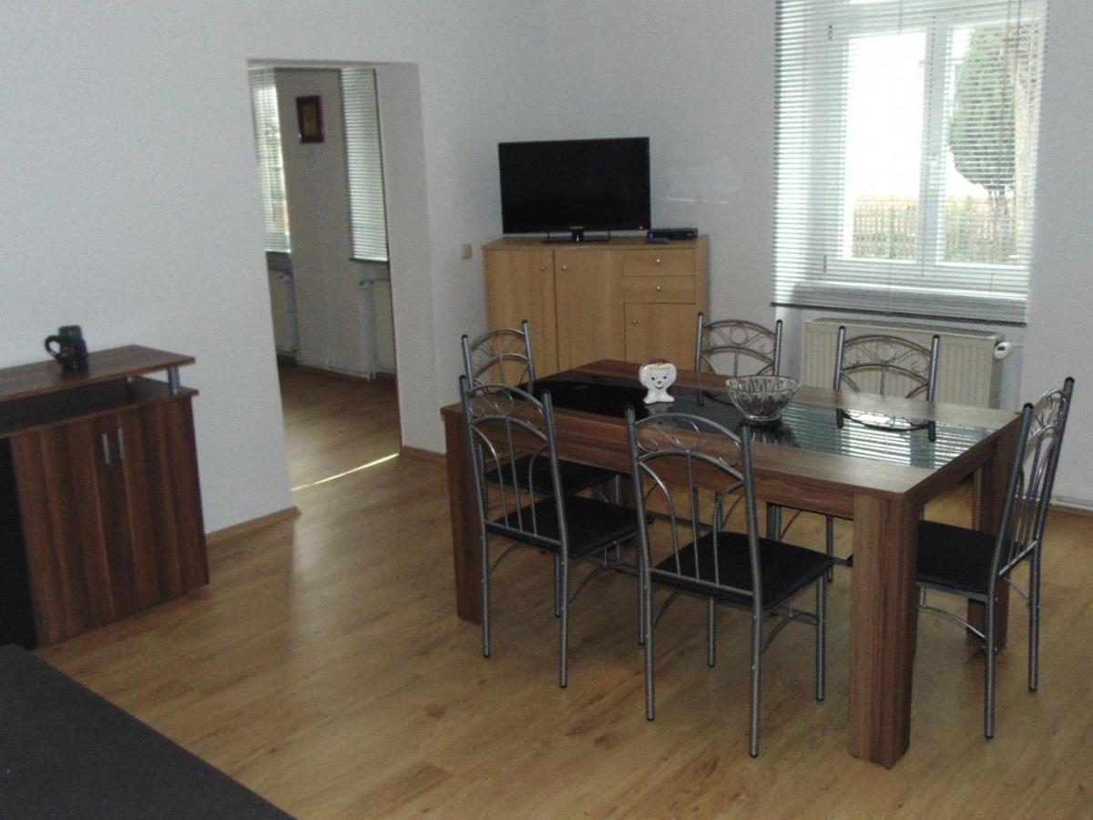 Hostel Ballenstedt Buitenkant foto